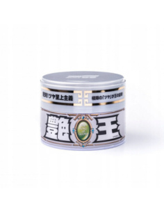 Wosk twardy Soft99 The King of Gloss White 300g — opakowanie produktu do jasnych lakierów